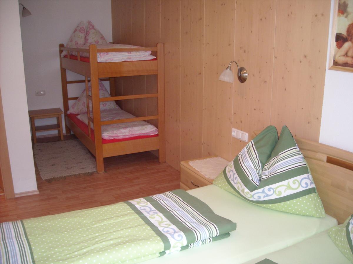 Trixlhof Bed & Breakfast Sankt Ulrich am Pillersee Bagian luar foto